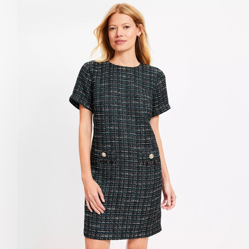 Chic Tweed Short-Sleeve Shift Dress in Black